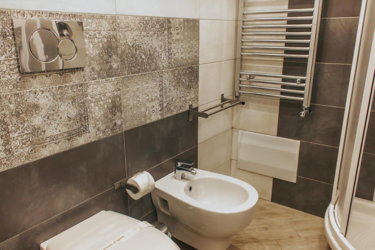 Guesthouse Ughetti 21 Catania Exteriör bild